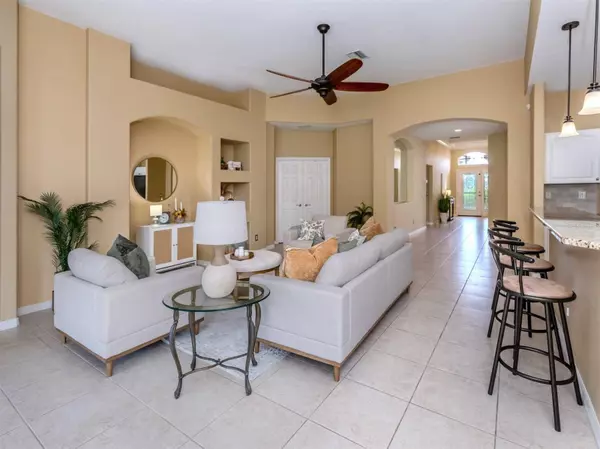 5221 LAUREL OAK CT, North Port, FL 34287