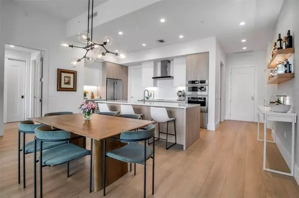 301 QUAY COMMONS #503, Sarasota, FL 34236