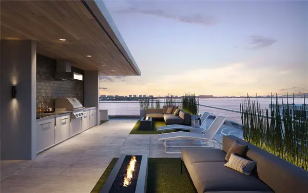 688 GOLDEN GATE POINT #202, Sarasota, FL 34236
