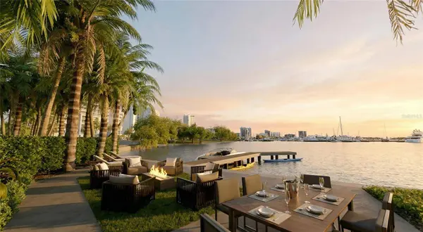 688 GOLDEN GATE POINT #202, Sarasota, FL 34236