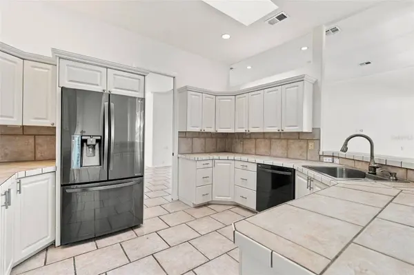 349 DOLPHIN SHORES CIR, Nokomis, FL 34275