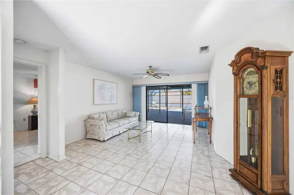 114 WOODINGHAM DR, Venice, FL 34292