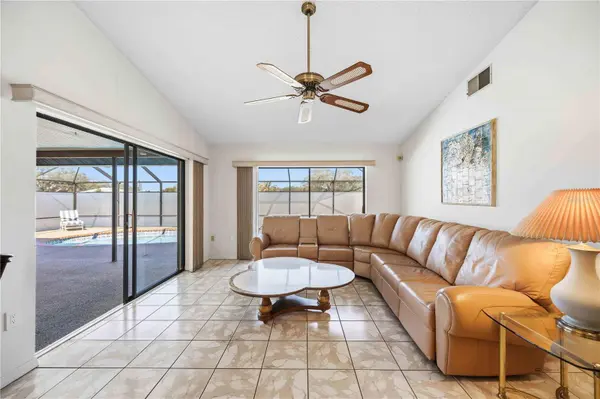 114 WOODINGHAM DR, Venice, FL 34292