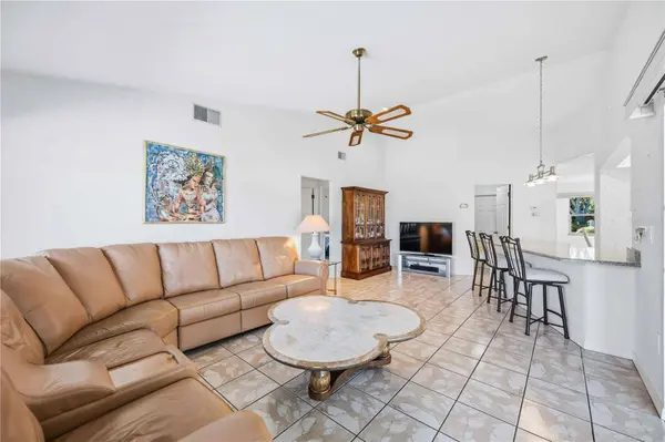 114 WOODINGHAM DR, Venice, FL 34292
