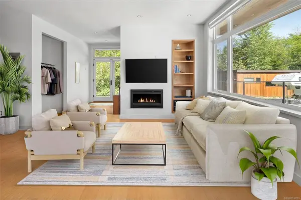 9905 Stin-Qua Rd, Honeymoon Bay, BC V0R 1Y0