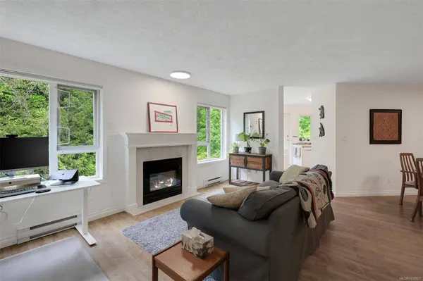 490 Marsett Pl ##306, Saanich, BC V8Z 7G1