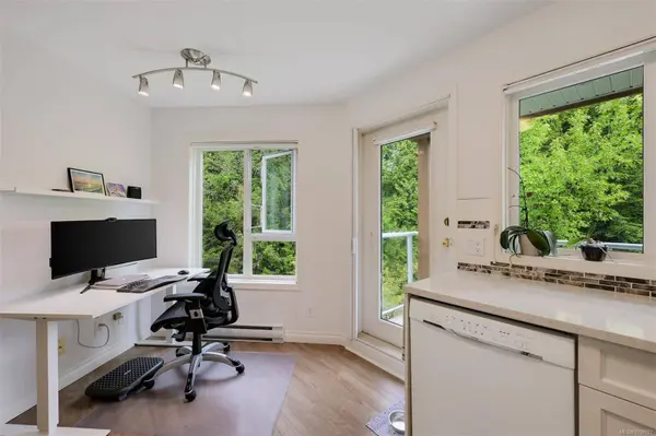 490 Marsett Pl ##306, Saanich, BC V8Z 7G1