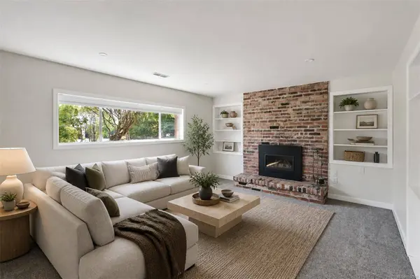 5348 Parker Ave, Saanich, BC V8Y 2M9
