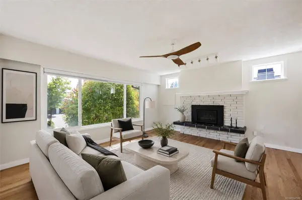 5348 Parker Ave, Saanich, BC V8Y 2M9