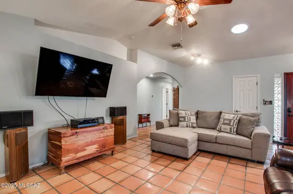 17006 S La Canada Drive, Sahuarita, AZ 85629