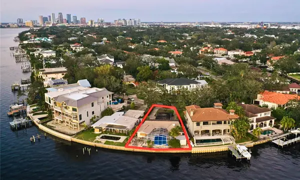 594 RIVIERA DR, TAMPA, FL 33606