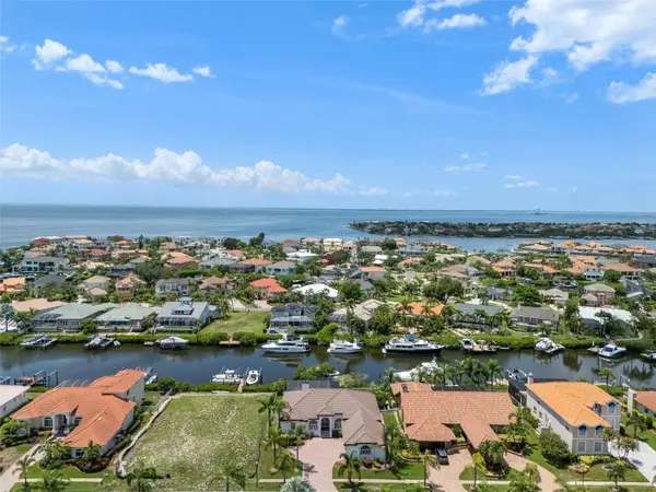 949 ALLEGRO LN, Apollo Beach, FL 33572