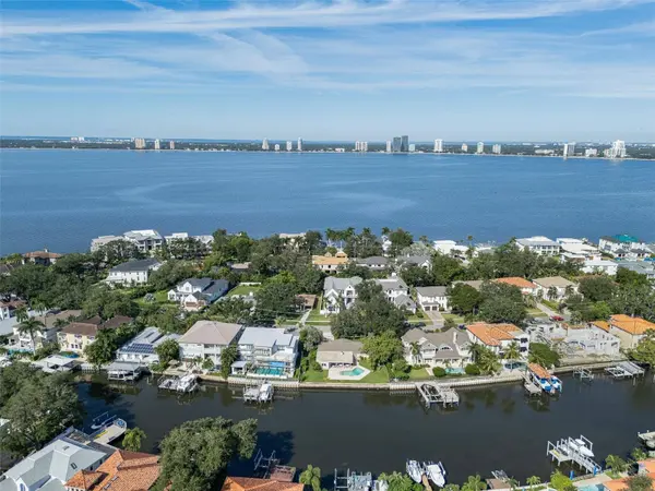 628 RIVIERA DR, Tampa, FL 33606