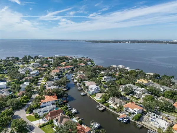 628 RIVIERA DR, Tampa, FL 33606