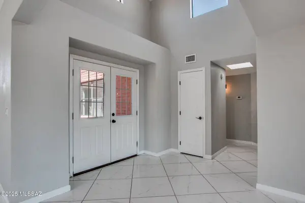 8664 N Bobby Jones Drive, Tucson, AZ 85742