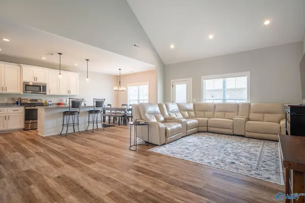 381 Rolling Brook Drive, Rogersville, AL 35652