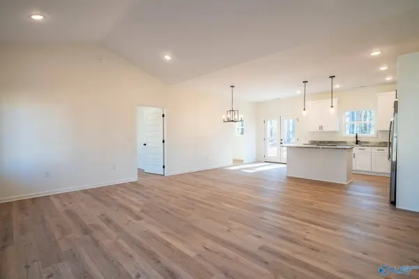 282 Elgin Hills Drive, Rogersville, AL 35652