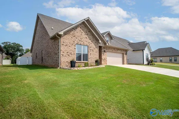 427 Zoey Grace Drive, Rogersville, AL 35652