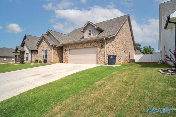 427 Zoey Grace Drive, Rogersville, AL 35652