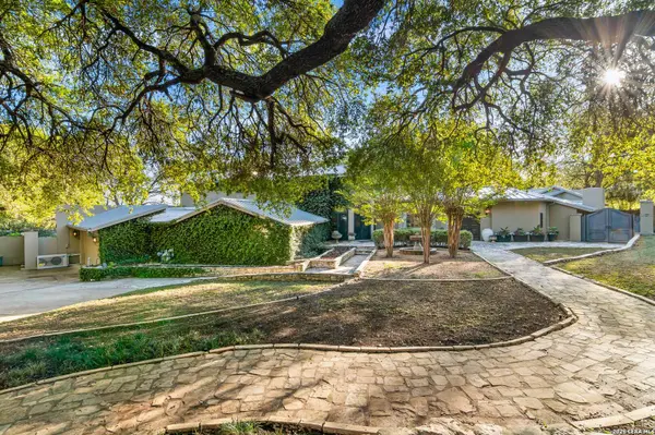 6 Lazy Lane, San Antonio, TX 78209