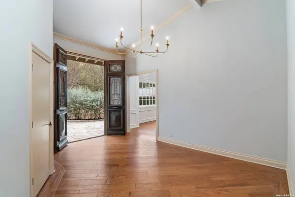 6 Lazy Lane, San Antonio, TX 78209