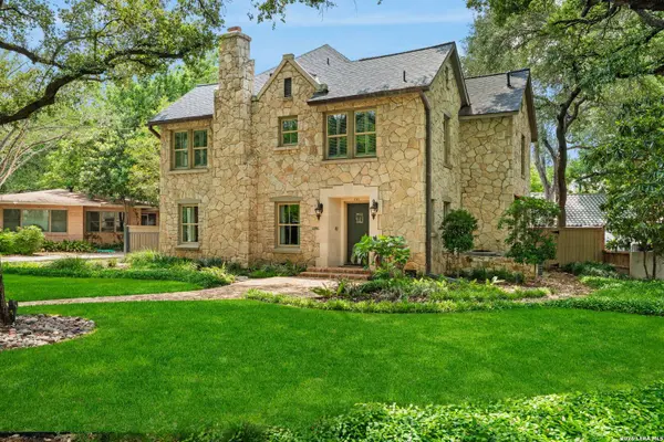 131 PARK HILL DR, San Antonio, TX 78212