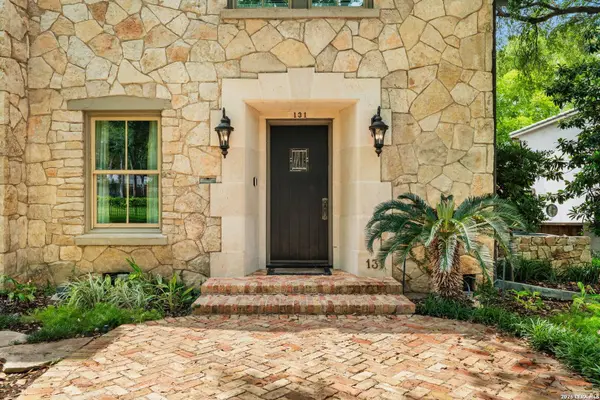 131 PARK HILL DR, San Antonio, TX 78212