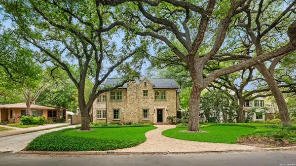 131 PARK HILL DR, San Antonio, TX 78212