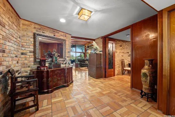 7142 Oakridge, San Antonio, TX 78229