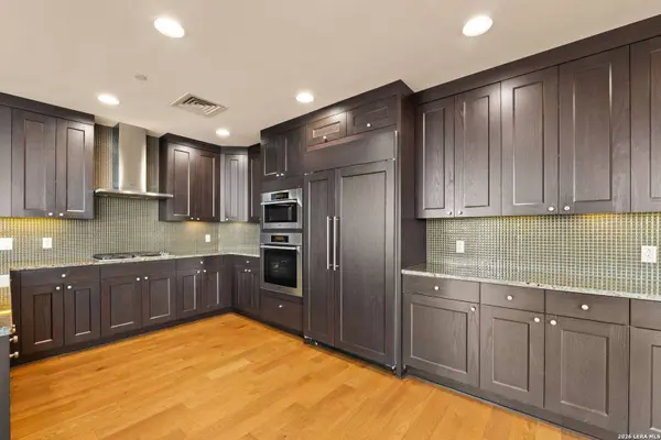 4242 Broadway UNIT UNIT 404, San Antonio, TX 78209