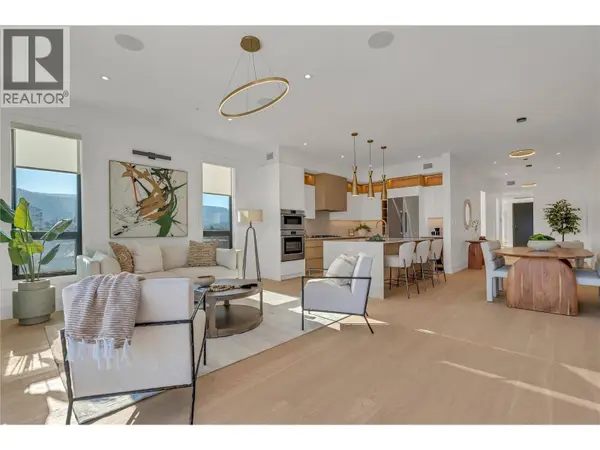 602 Lakeshore DR #401, Penticton, BC V2A1B9