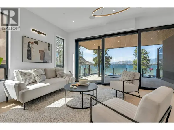 602 Lakeshore DR #201, Penticton, BC V2A1B9