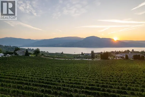1116 Naramata Road, Penticton, BC V2A8T6