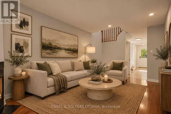 29 WOODBURY CRESCENT, Ottawa, ON K1G5C9