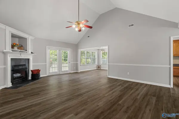 201 Deer Tracks Circle, Owens Cross Roads, AL 35763