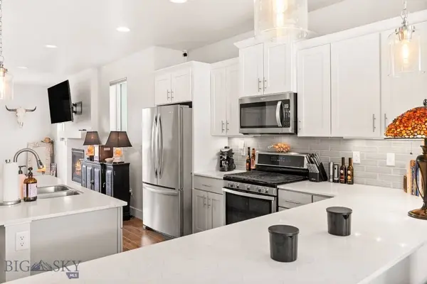 2142 Chipset ST, Bozeman, MT 59718