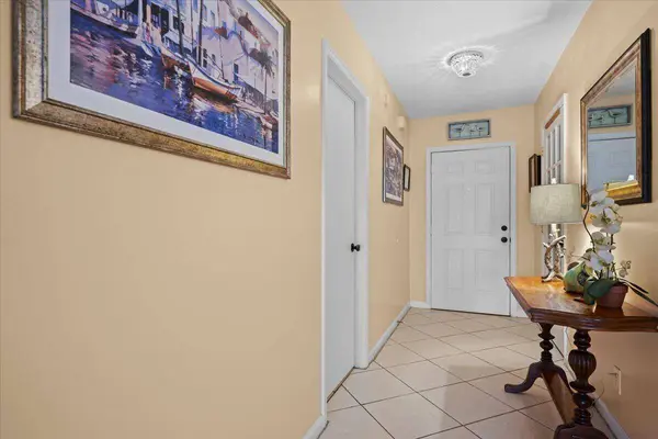1419 Riverside CIR, Wellington, FL 33414