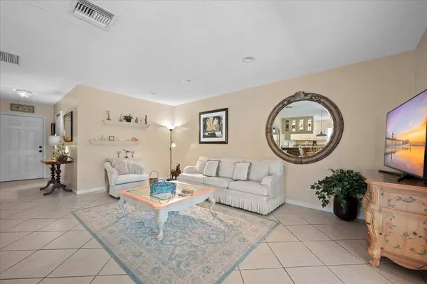 1419 Riverside CIR, Wellington, FL 33414