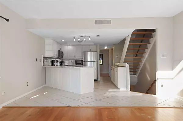 1355 PINELLAS BAYWAY S #19, St Petersburg, FL 33715