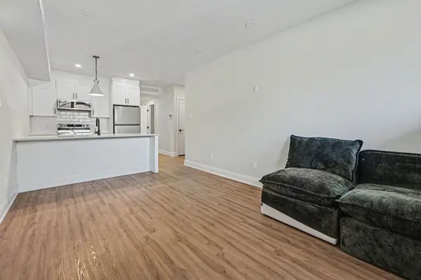 35 Monk ST #1, Glebe - Ottawa East And Area, ON K1S 3Y7