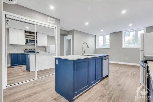 8 Philip ST #5, Smiths Falls, ON K7A 3L6