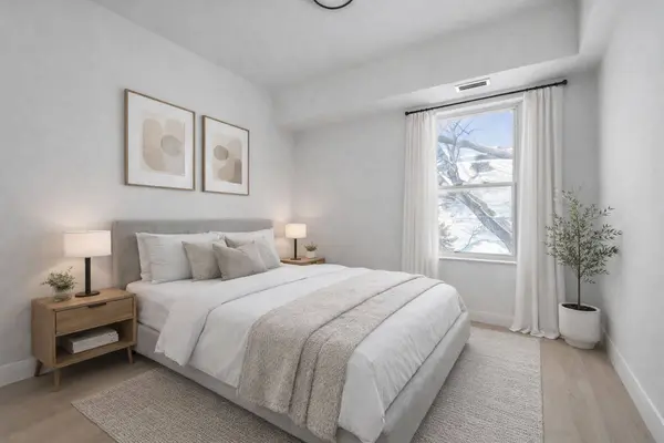 77 Florence ST #6, Ottawa Centre, ON K1R 5N1