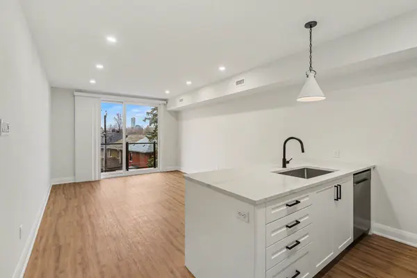 35 Monk ST #7, Glebe - Ottawa East And Area, ON K1S 3Y7