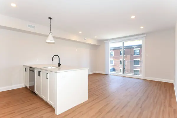 35 Monk ST #6, Glebe - Ottawa East And Area, ON K1S 3Y7