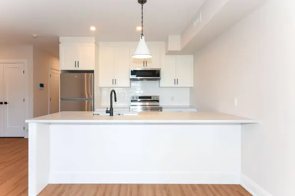 35 Monk ST #6, Glebe - Ottawa East And Area, ON K1S 3Y7