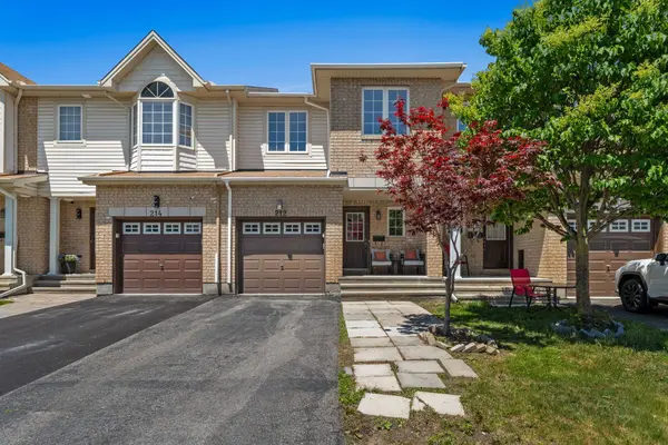 212 Macoun CIR, Hunt Club - South Keys And Area, ON K1T 0H9