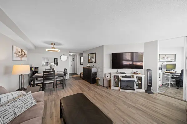 80 Sandcastle DR #1213, South Of Baseline To Knoxdale, ON K2H 9E7