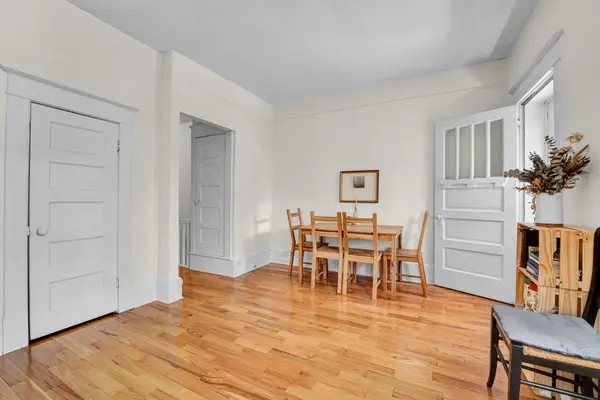 172 Ivy CRES #2, New Edinburgh - Lindenlea, ON K1M 1X6