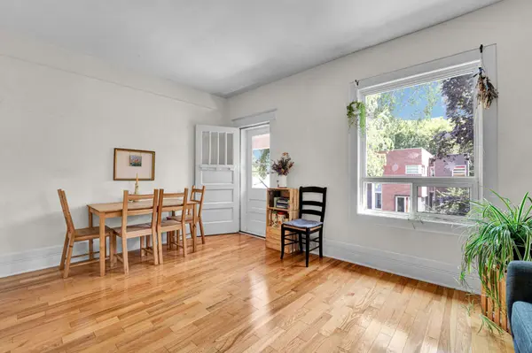 172 Ivy CRES #2, New Edinburgh - Lindenlea, ON K1M 1X6