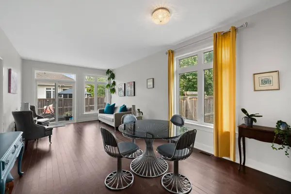538 Silverbell CRES, Blossom Park - Airport And Area, ON K1T 0P1